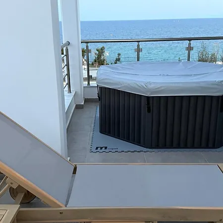 Luxury 2-bedroom With Sea View And Jacuzzi - Maria アパート *